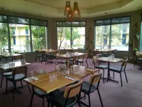 麥迪遜 Spa 汽車旅館 - 限成人 莫亞馬住宿飯店