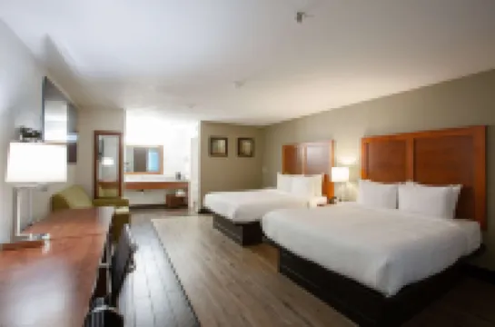 เดอะ โฮเทล เซรีน เกลนเดล พีโอเรีย, ชัวร์สเตย์ คอลเลกชั่น บาย บีดับเบิลยู โรงแรมในเกลนเดล