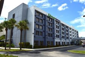 Holiday Inn Express & Suites MIAMI - HIALEAH by IHG