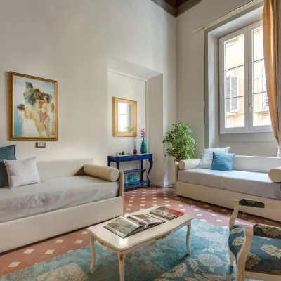 Residenza d'Epoca Historia Luxury Boutique Отели рядом с достопримечательностью «Площадь ди Санта Кроче»