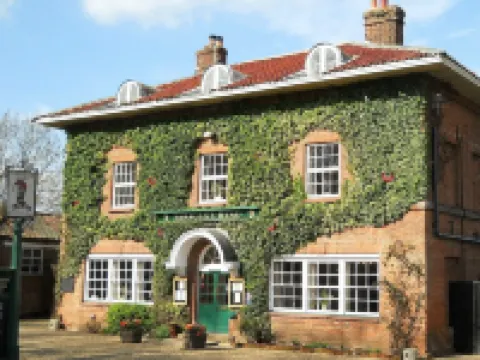 The Saracen's Head Hotels in Erpingham