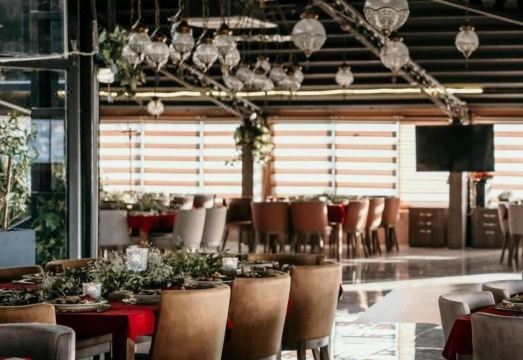 1. 유첼 호텔 우삭..