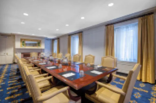 Hampton Inn & Suites Providence Downtown