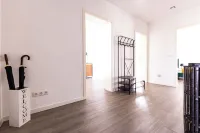 Design apartment centrally located in Andernach with top view, WiFi, kitchen, parking space