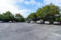 Viva Hotel Songkhla - parcheggio