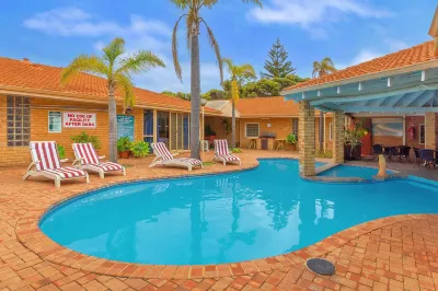 Comfort Inn Bay of Isles Hotel dekat Twilight Beach
