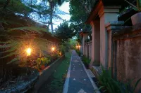 Warsa's Garden Bungalow and Spa