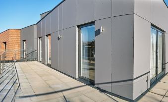 Hampton Suites Serviced Apartments