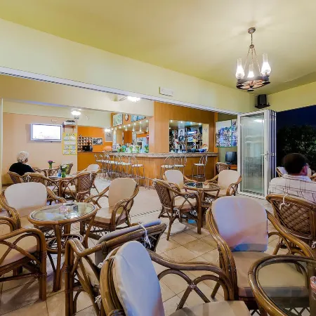 Esmeralda Hotel