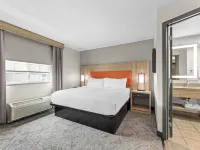 캔들우드 스위트 플로우드, MS 바이 IHG 플로우드 호텔