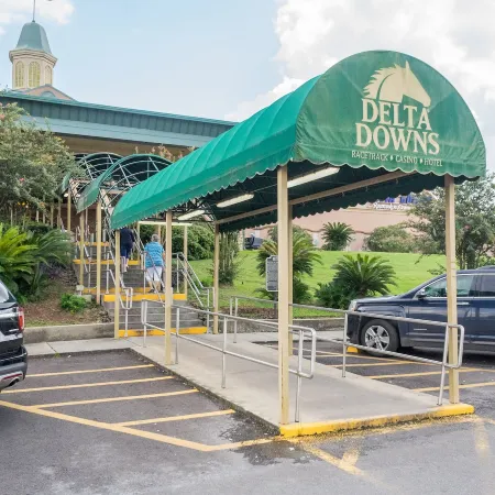 Delta Downs Racetrack Casino Hotel