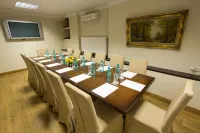 Moxa Bucharest Boutique Hotel