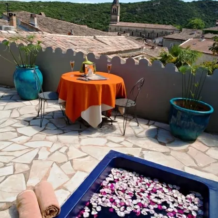 Hostellerie le Castellas