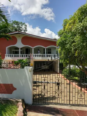 Polish Princess Guest House - 2-Star