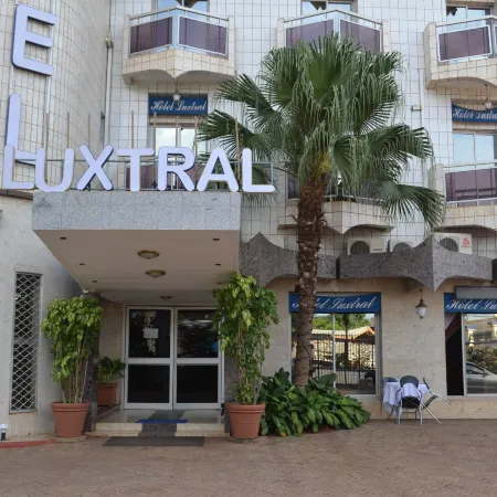 Le Luxtral Hôtel