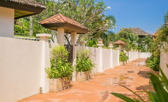 Pa Prai Villas and Suites Resort