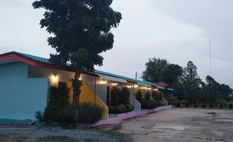 Reuan Jao Ngao Resort