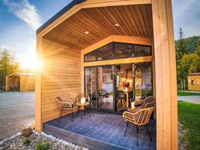 Tiny Haus Glockenalm-Chalet Alpenzauber فنادق في 