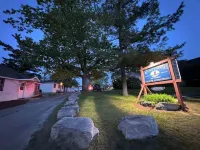 Alton Lodges Hotels in Wasaga Beach
