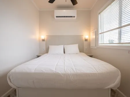 Blufin Bungalows & Marina