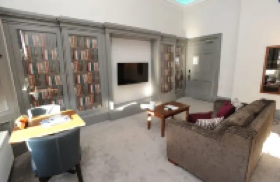 Court Residence Aparthotel