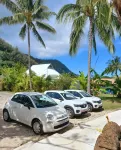 Moorea Island Beach Hotel - parking
