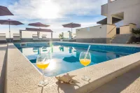 Apartments Olujic - Sea View