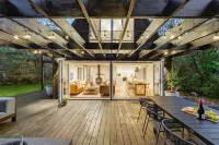 The Coast & Country Cottage Hotels in Flinders