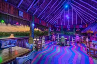 เอ็มบาฮาดายื่นนิเวอร์ซัล โดย La Eufemia Group