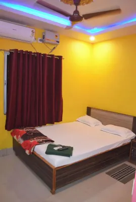 Hotel Dream Star Hotels near Kamathipura bellasi road Mumba 400008