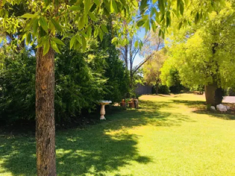Balonne River Motor Inn Hoteles en 