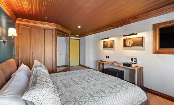 Wolfe's Hotel Moab