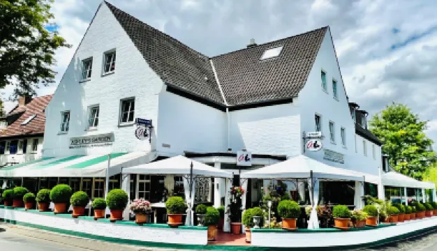 هوتل آشليز جاردن Hotels near جُلتسهايم