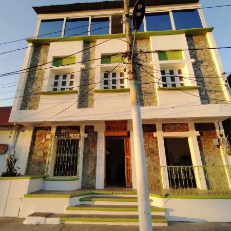 Natz Hotel