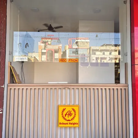 Arihant hotel Отели в г. Банаскантха