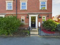 Riverfront Staffordshire Retreat Các khách sạn ở 