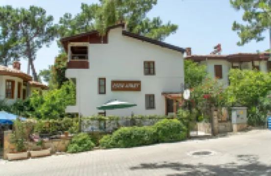 Esen Apartments