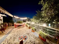 Locomo Mini Hotels in 