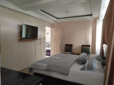 RedDoorz @ Fortune Hotel Jalan Walanda Maramis Manado Hotels in Singkil