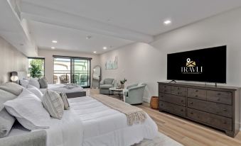 LUX City View Studio Old Town Gym Balcony