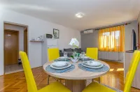 Apartments Marinko