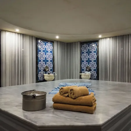 Angel's Park Hotel