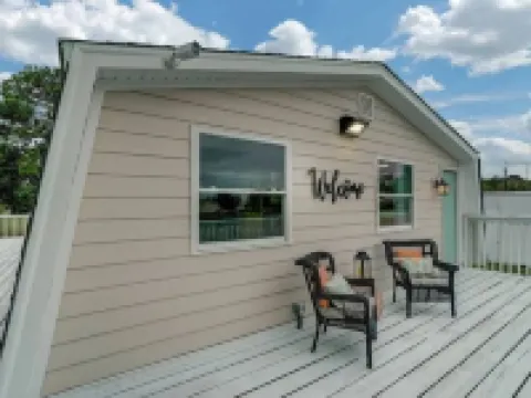 Deltaville Dockside Inn โรงแรมในMiddlesex County