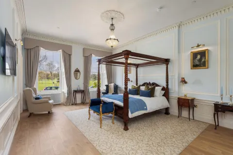 The Townhouse - Leith