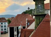 Carillon by BestChoice - Old City - Self Check-in with Parking Option