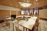 Hotel Restaurant Lindenhof Hotels in Hufingen