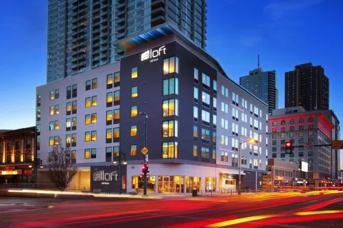 Aloft Denver Downtown - bar