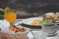 سينسيز كوينتا آفينيدا باي آرتيزان - للبالغين فقط