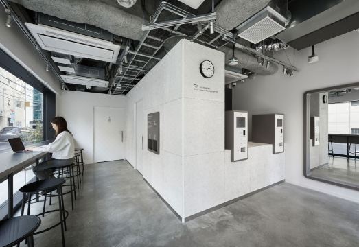 9h 나인 아워스 닌교초