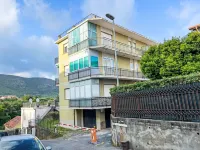 Tra le Onde Hotels in Albenga